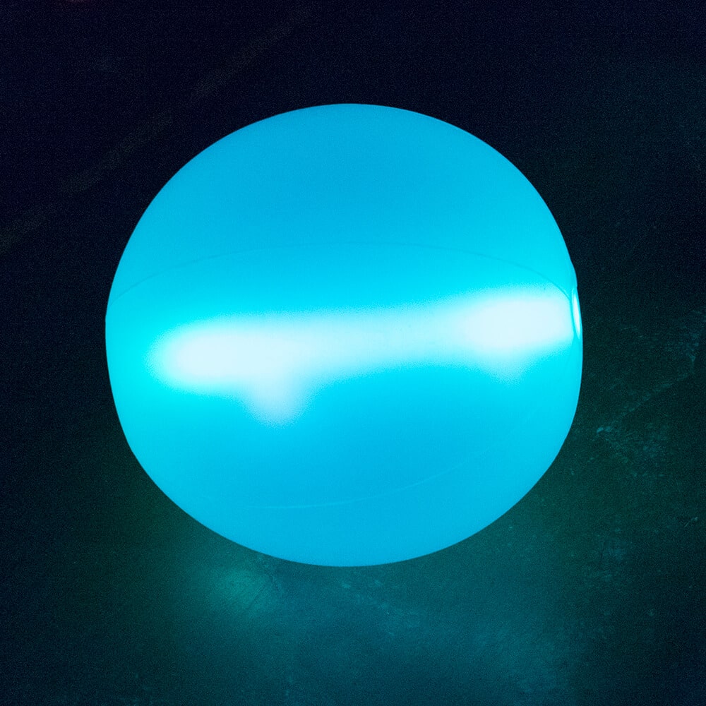 DSC9897 拷贝 Inflatable DMX512 Remote Controlled LED Beach Ball