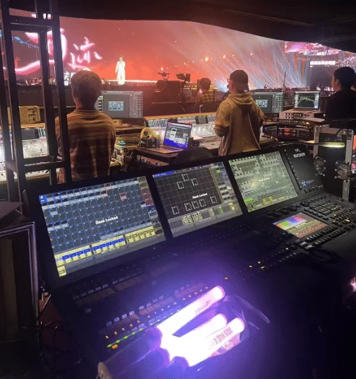 lighting console for the Light Sticks lighting console for the Light Sticks